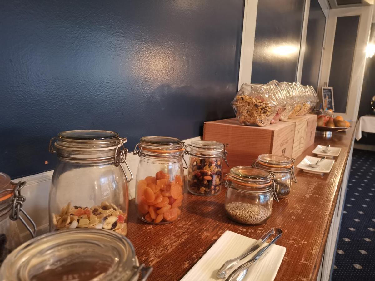 Hotel Restaurant Goldener Schluessel Altdorf Eksteriør billede
