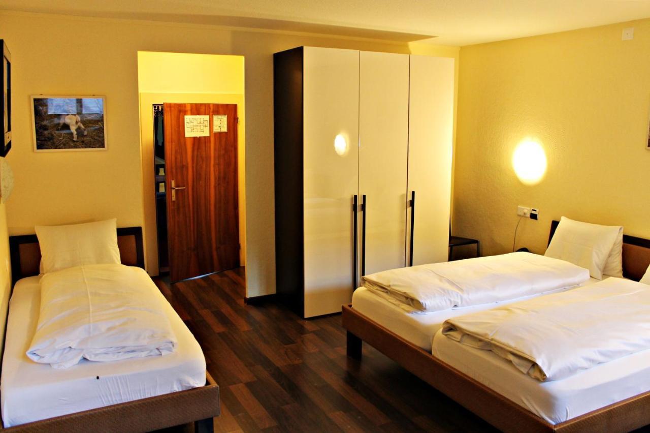Hotel Restaurant Goldener Schluessel Altdorf Eksteriør billede