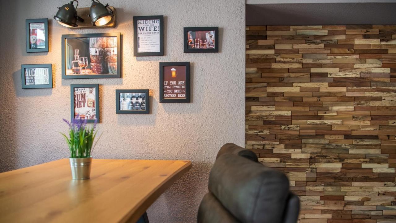 Hotel Restaurant Goldener Schluessel Altdorf Eksteriør billede