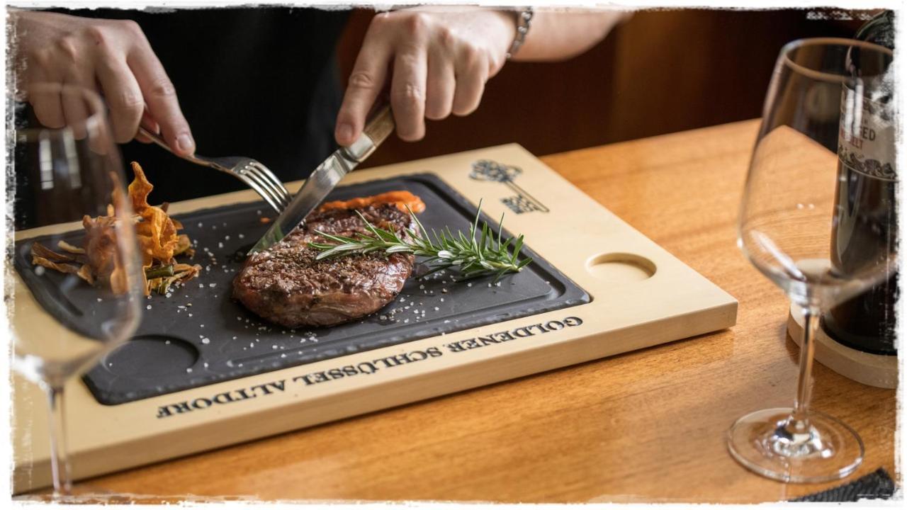 Hotel Restaurant Goldener Schluessel Altdorf Eksteriør billede